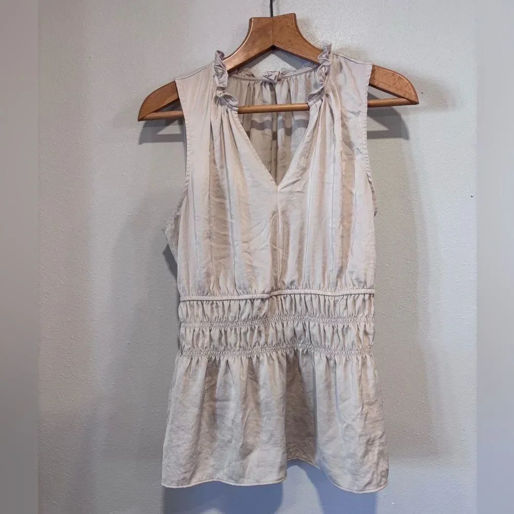 Dolan Elegant Beige Sleeveless Blouse